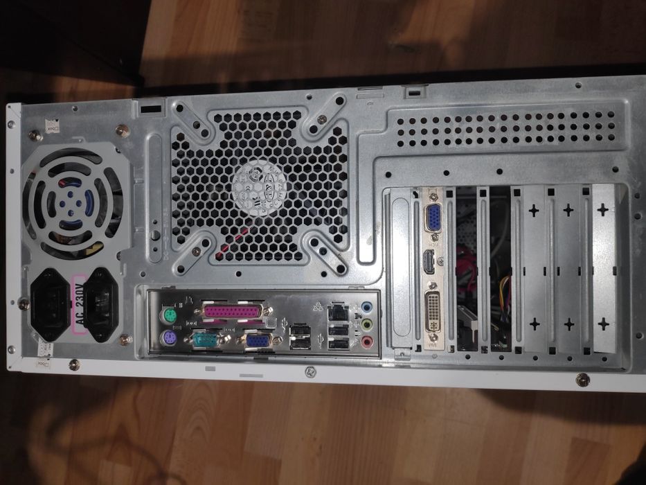 Комп'ютер і монітор