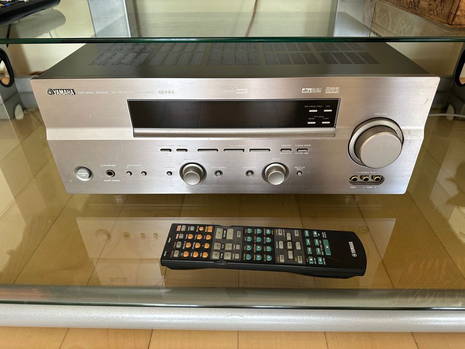 Продам ресивер Yamaha v550. Все працює, ідеал