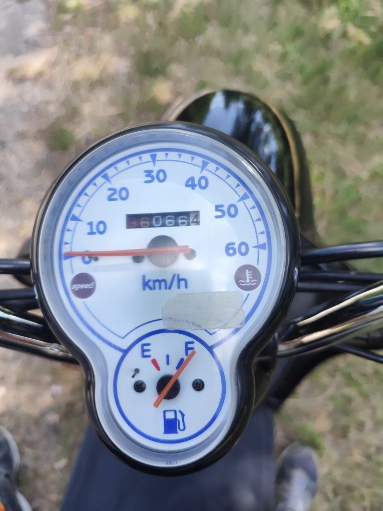 Продам скутер Ямаха віно 4т Yamaha vino 4t