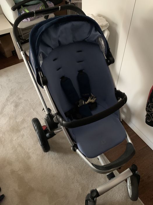 Carrinho bebe quinny