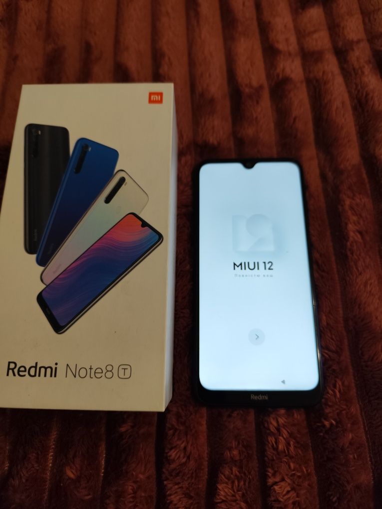 Продається телефон в ідеальному стані Redmi Note 8 T, працює все чудов