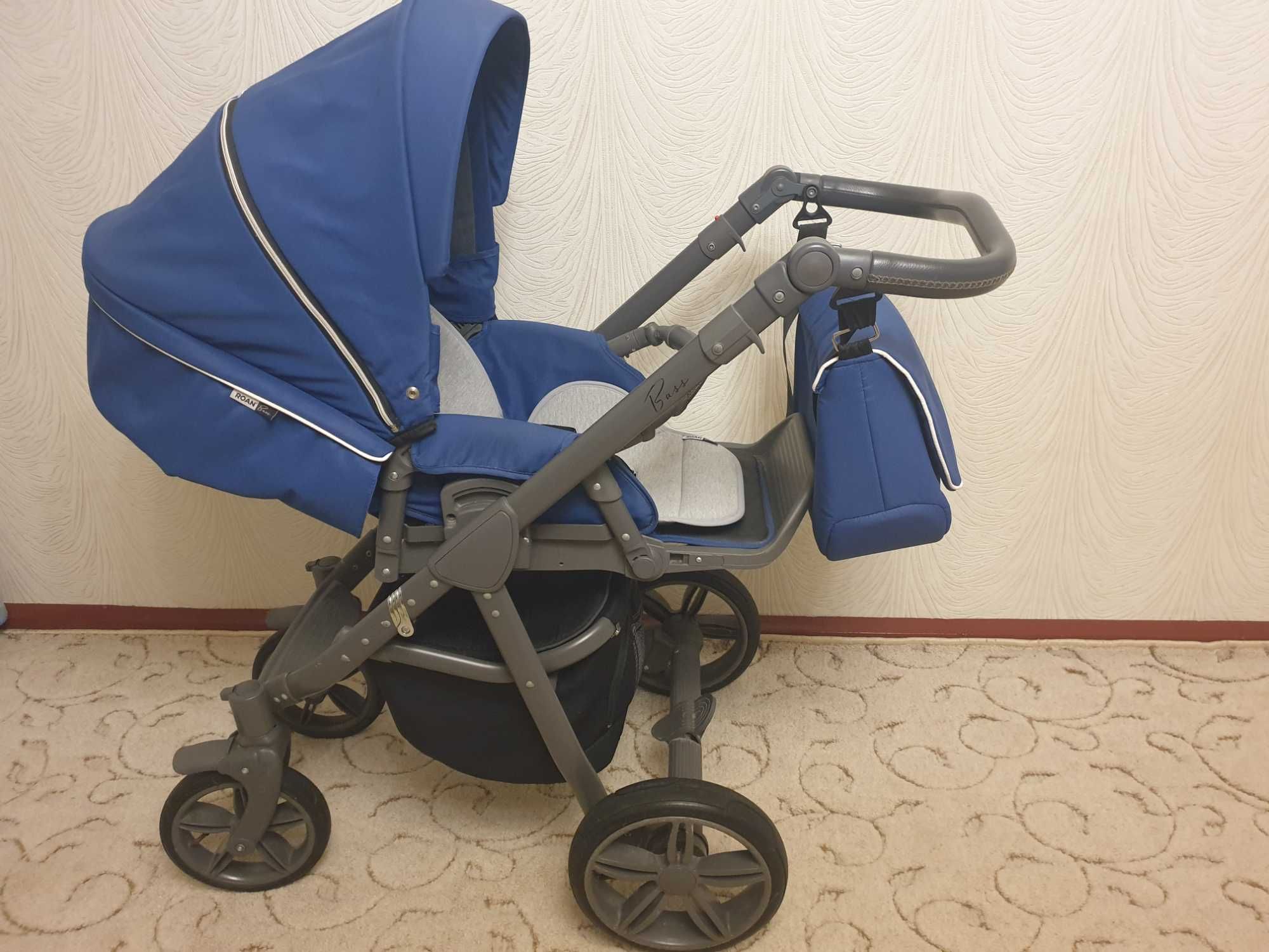 Продам коляску Универсальную/2 в 1 Roan Bass/Б.У.