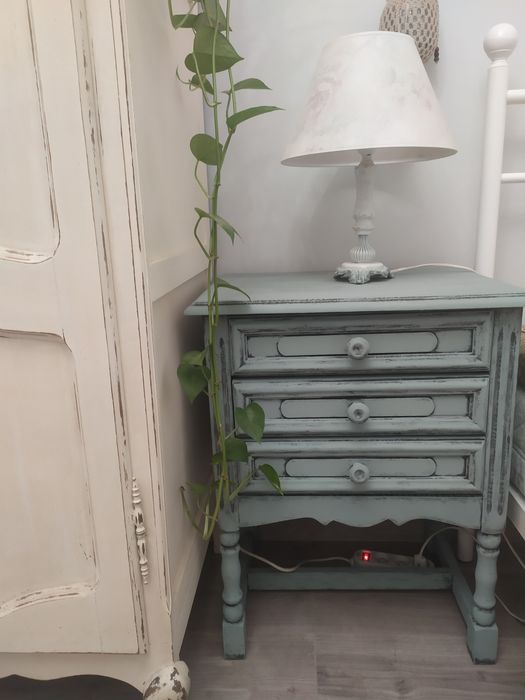 Szafka nocna drewniana,  stolik nocny, komoda, komódka, shabby chic