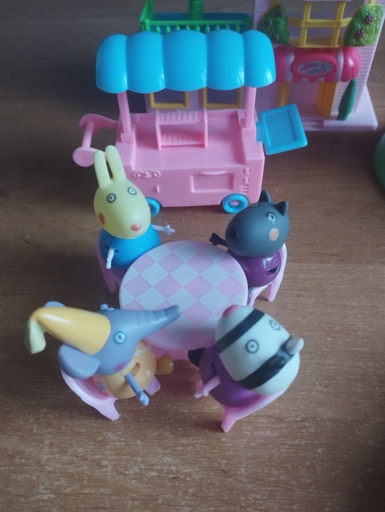 Іграшки із мультика свинка Пеппа.Качеля,домік,машинка.