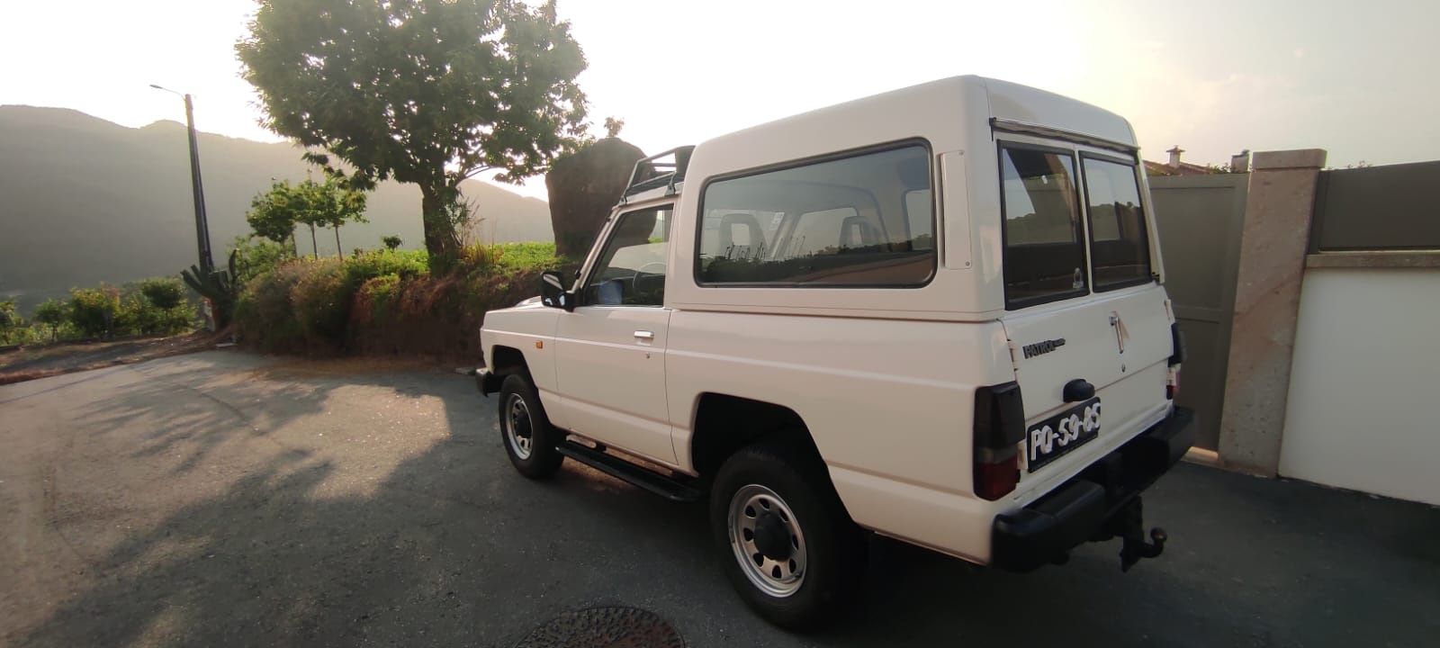 Vendo Nissan Patrol 2.8 4x4  9 lugares Nacional em excelente estado