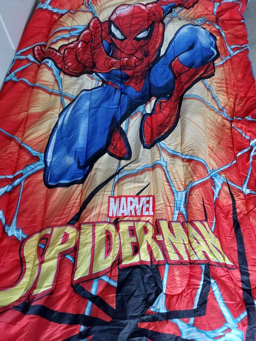 PARA DESPACHAR Edredon homem aranha 1.80x2.60