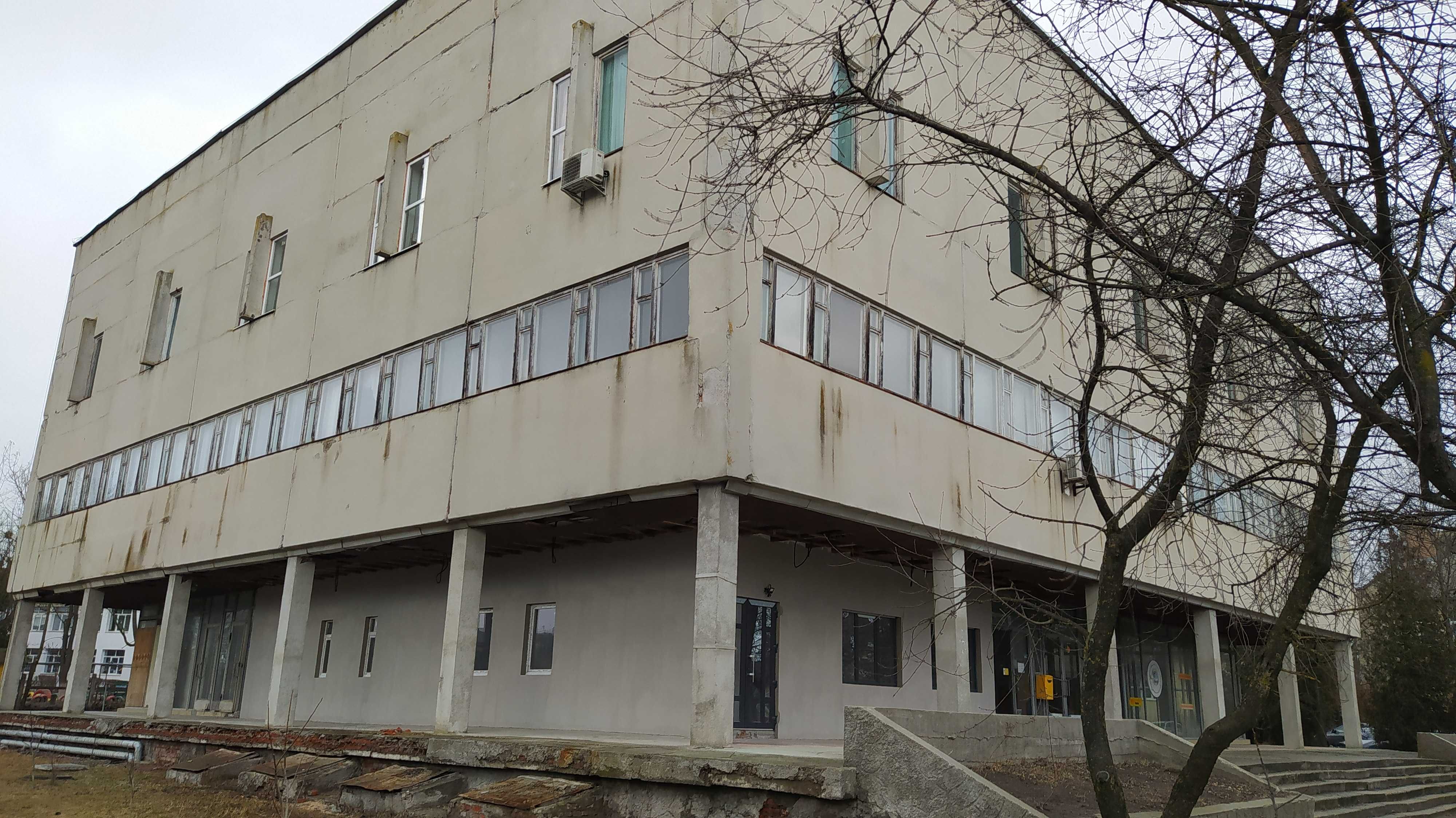 Будівля 882.4 м2, м. Радехів, вул. Львівська, 2