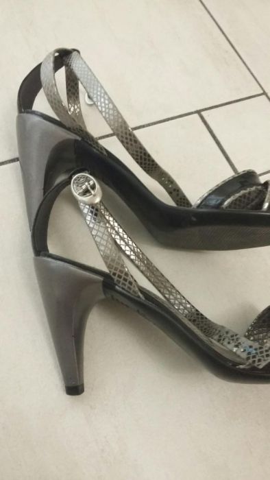 Buty - szpilki , czółenka skórzane I lakierowane, klapki