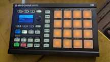Native Instruments Maschine Mikro Mk2  stan idealny