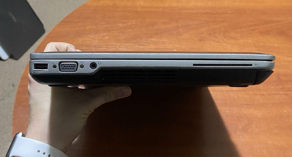 Ноутбук Dell Latitude E6420 14" 4GB RAM/300GB HDD/i5-2520! N2605