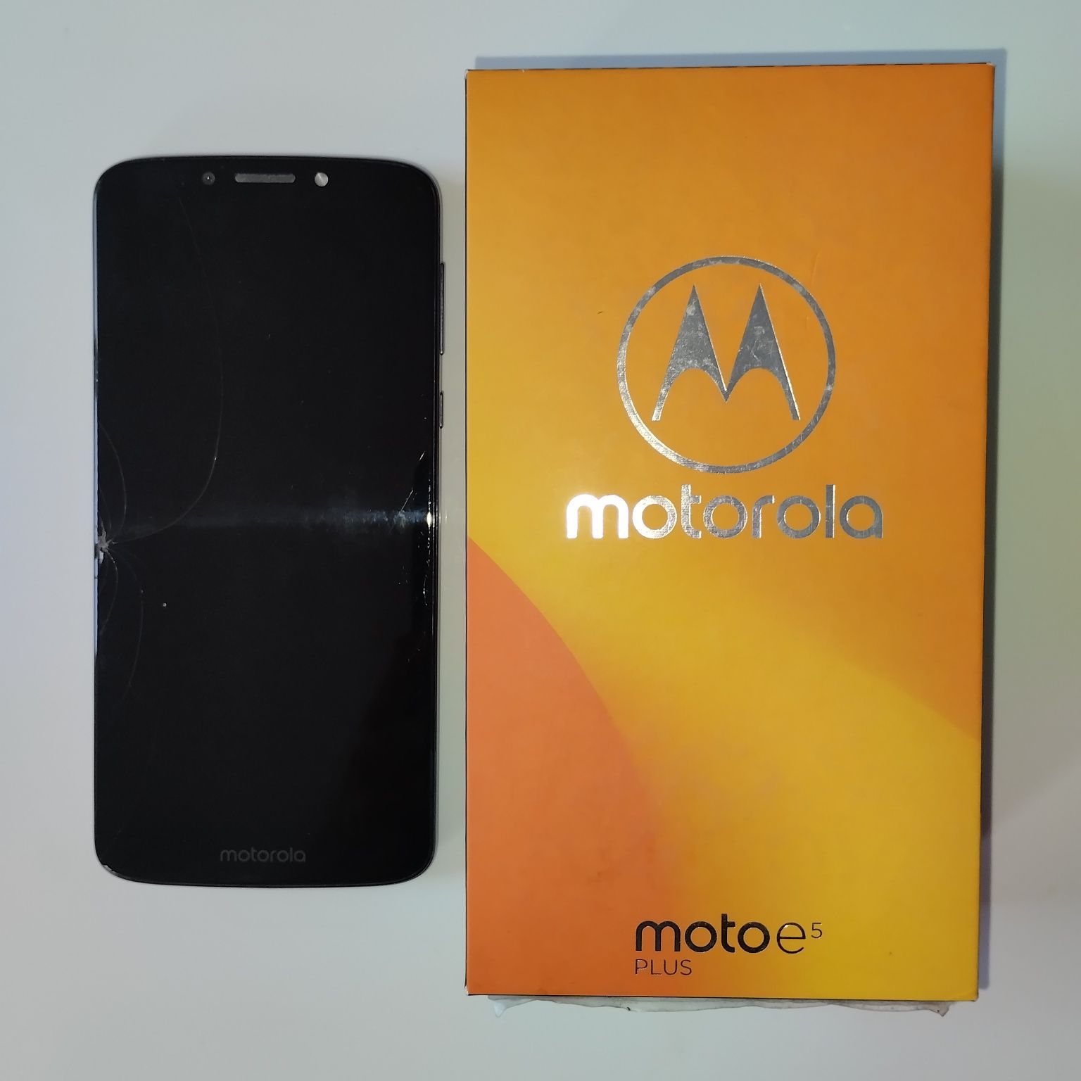 Moto e5 plus Motorola 5000mAh