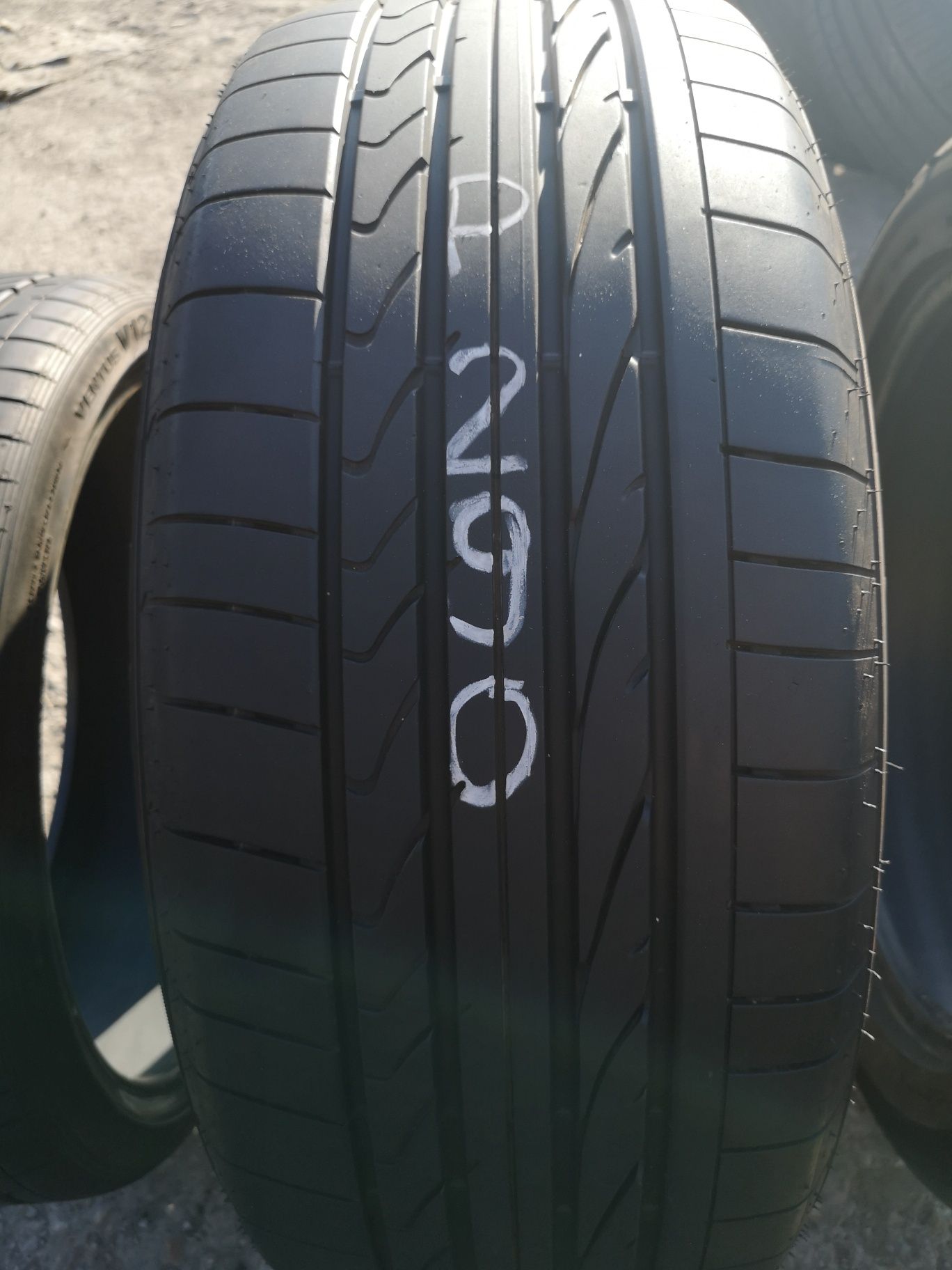 Opona letnia 255/50/19 Bridgestone Dueler 1szt 6mm