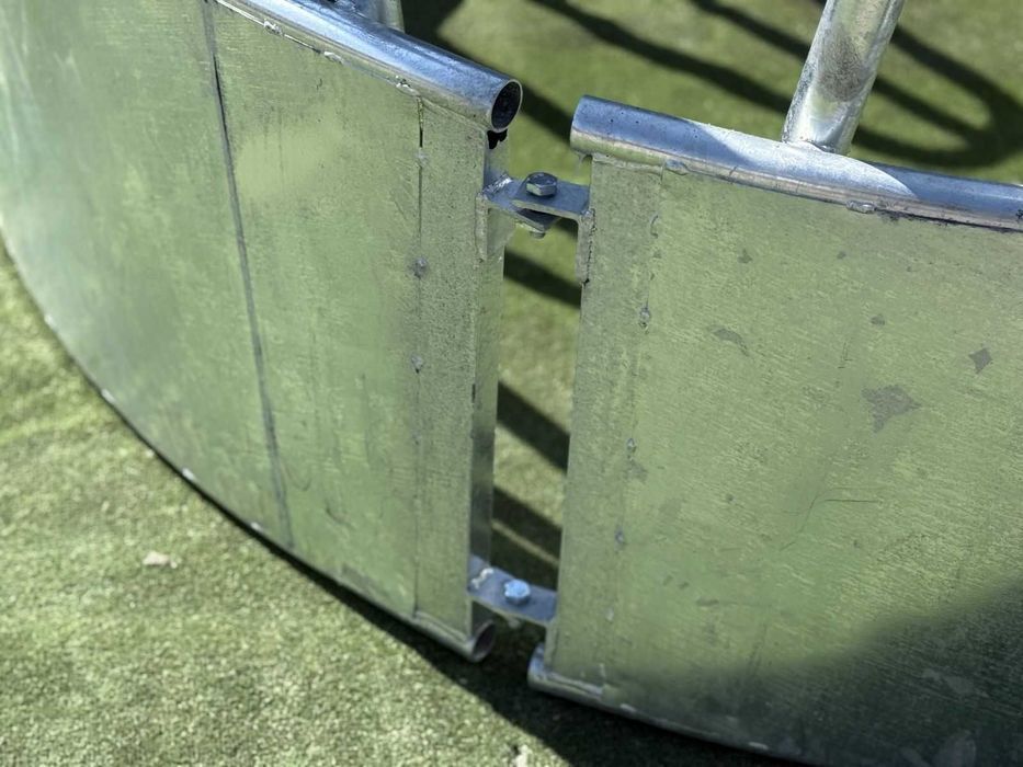 Paśnik dla bydła koni okrągły 9 12 18 stanowisk do krów łąkowy