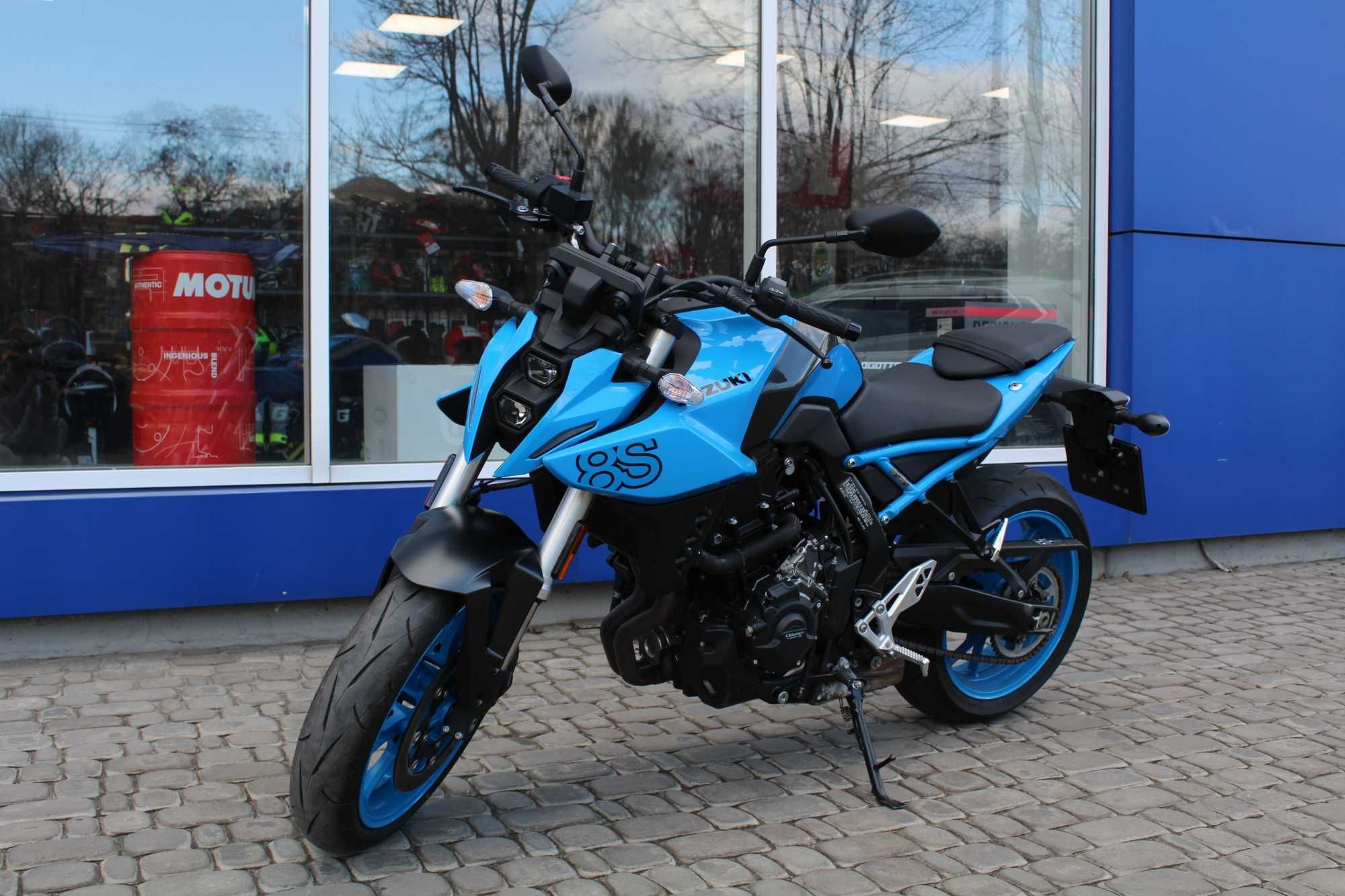 Мотоцикл Suzuki GSX-8S 2023