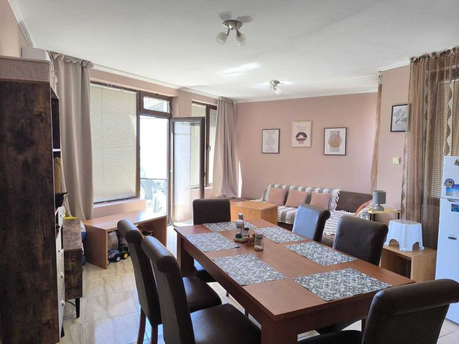 Продається трикімнатна квартира з видом на море,  Болгарія.