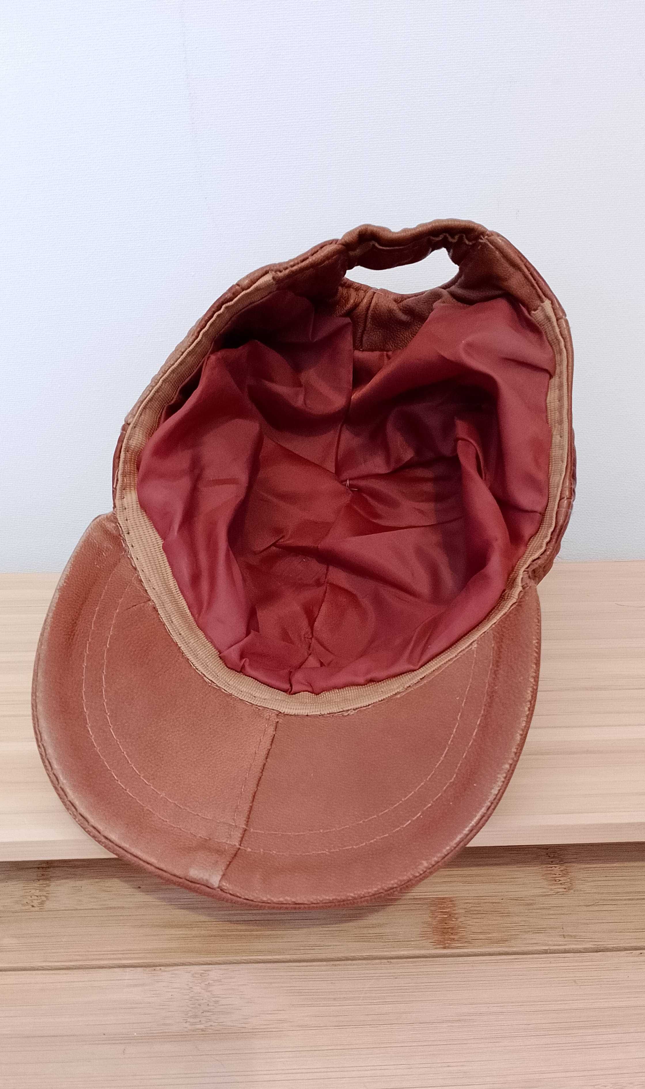 Czapka z daszkiem, skóra naturalna z jenotem. Piękna. S/M.