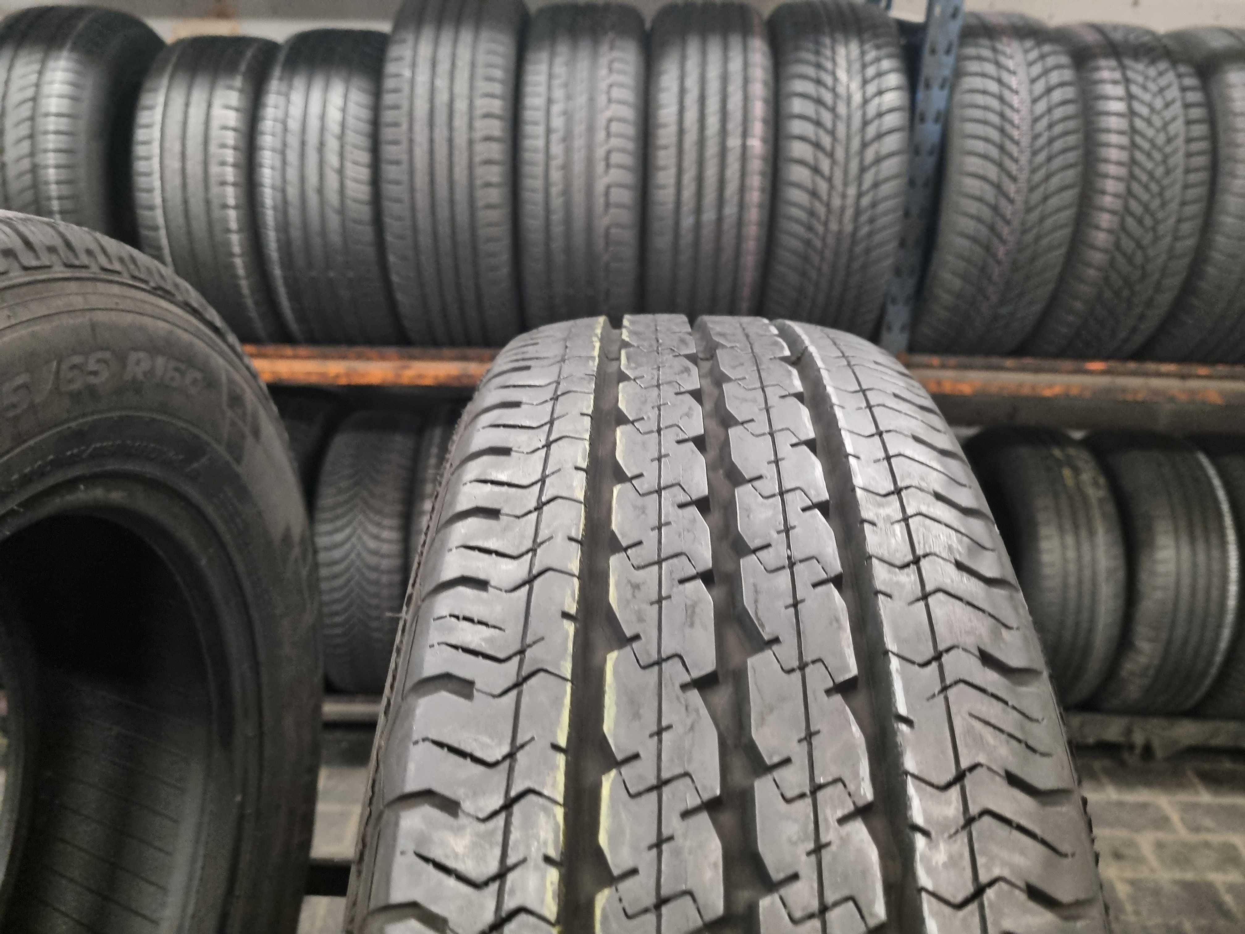 205/70/15C 106/104R Pirelli Chrono Serie 2 Dot.4515R