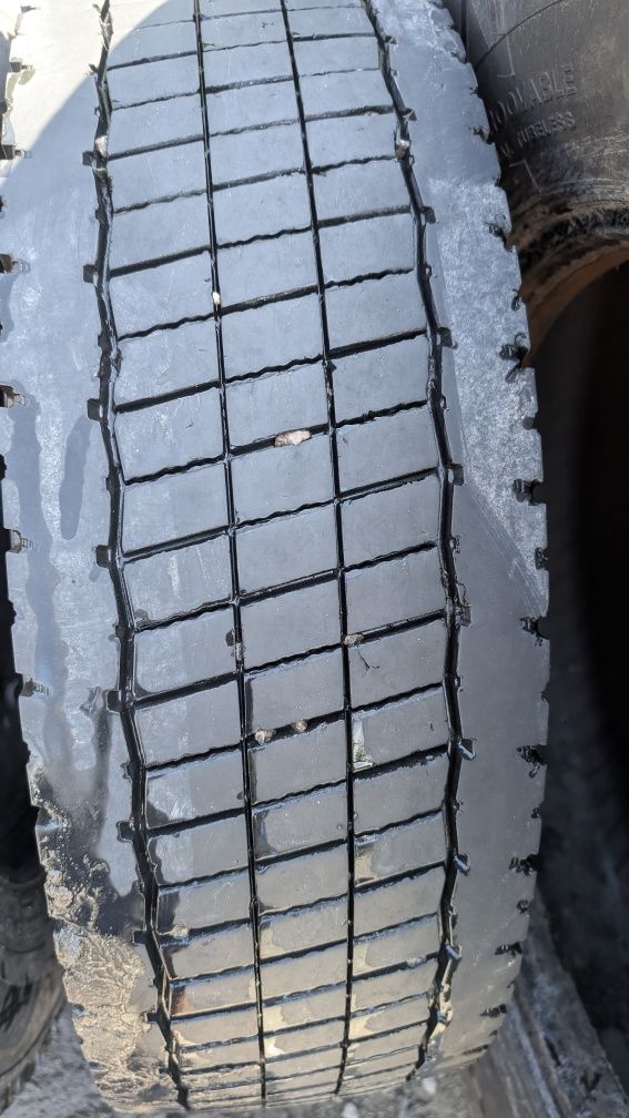Шини колеса резина 225/215/75 R17.5 Matador Continental