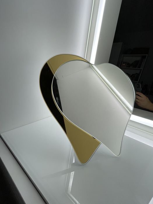 Lusterko lustro serce do makijażu