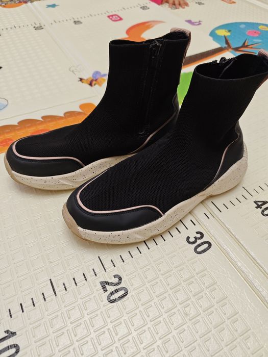 Кроссовки высокие Zara