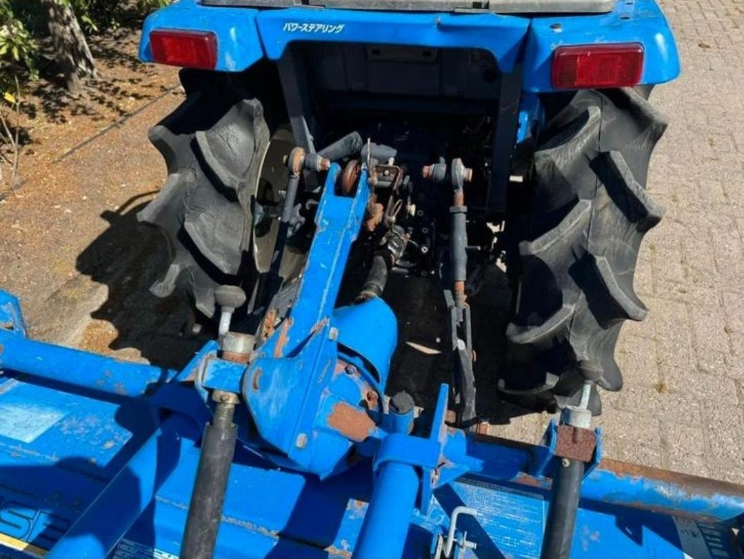 Iseki Sial 17 4x4 z glebogryzarka