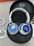 Безпровідні сенсорні наушники JBL S400Bt