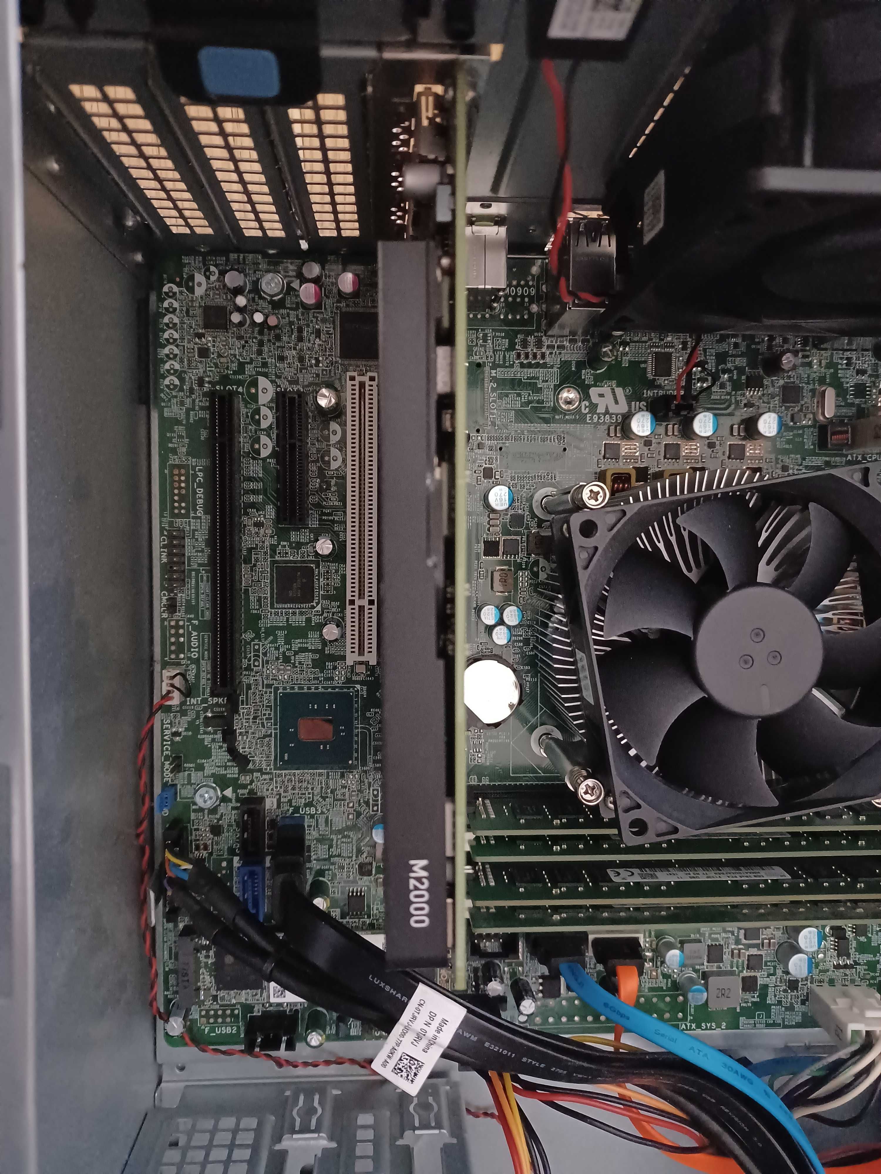 Komputer Dell Precision 3620 Xoen E3-1270v5 32 GB DDR4 Quadro M2000