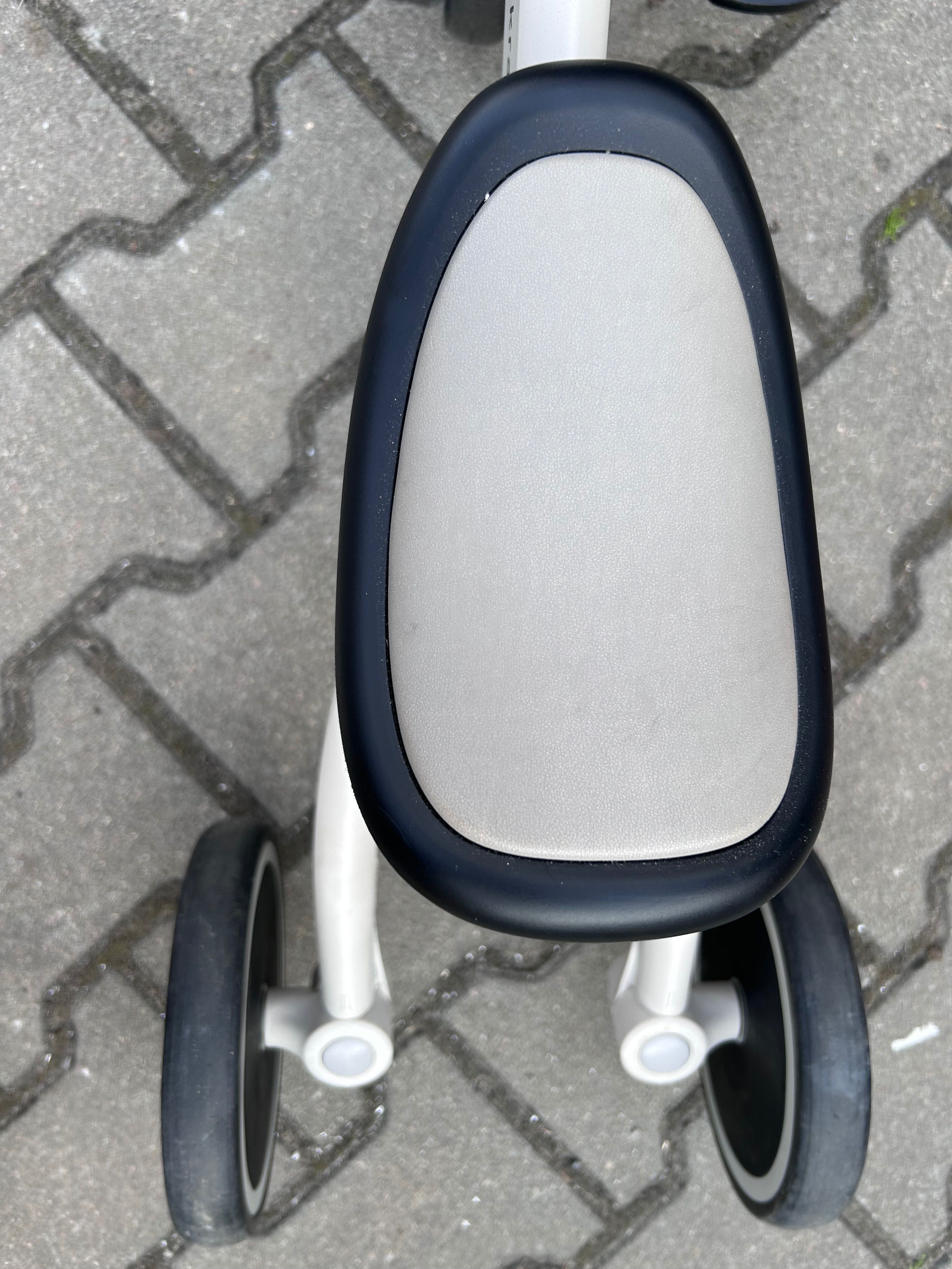 Kinderkraft rowerek trójkołowy 3 w 1 silver grey Stan idealny
