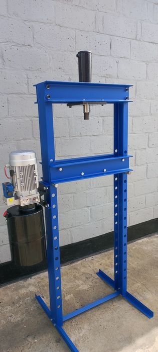 Прес гидравлический  10 ;20 ;30 ;50 тон