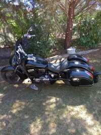 Honda shadow 750