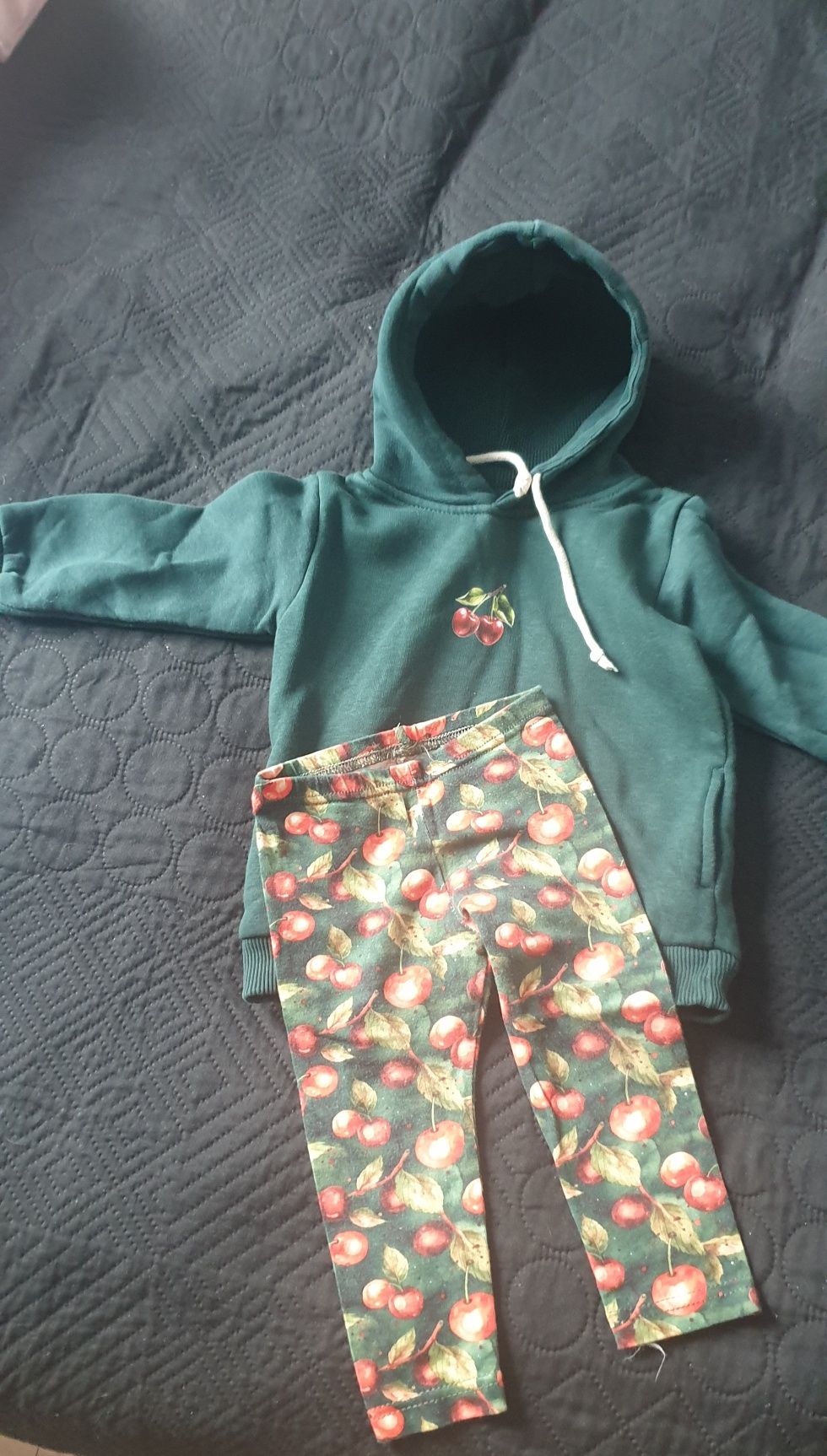 Sprzedam dres z fabryki bodziakow rozmiar 80