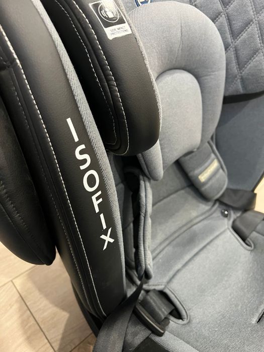 Продам автокрісло