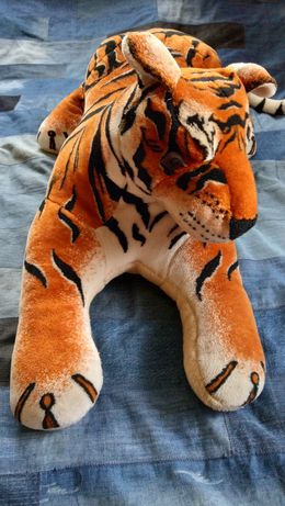 Мягкая большая игрушка тигр