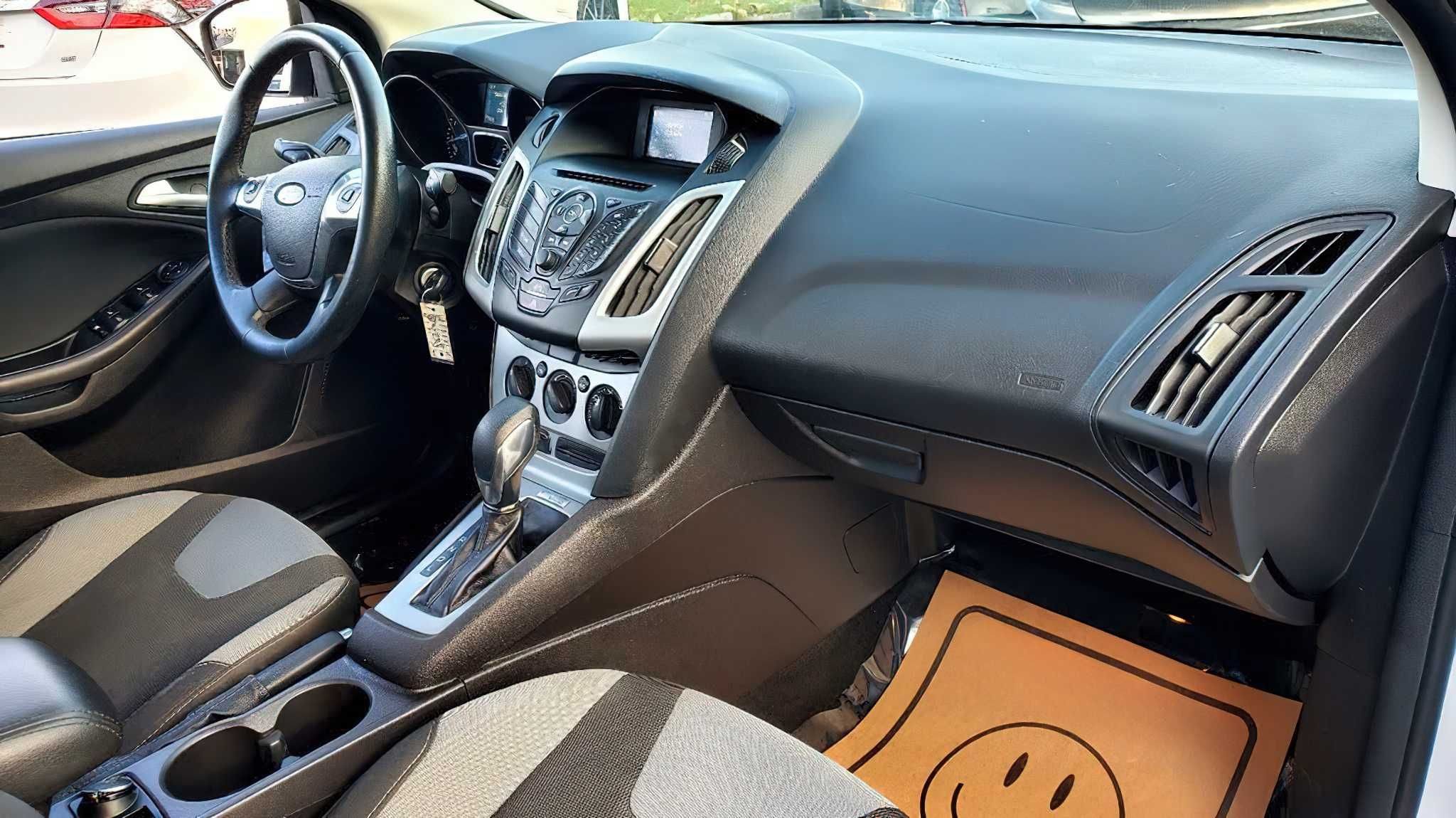 Ford Focus SE 2014