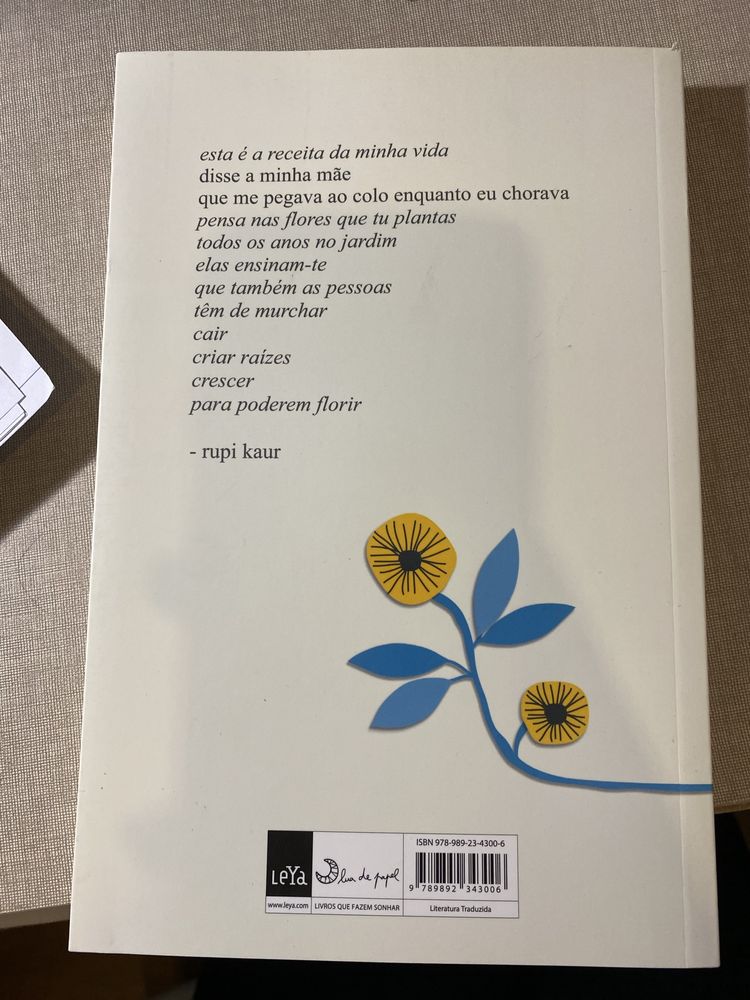 Livro: O sol e as suas flores