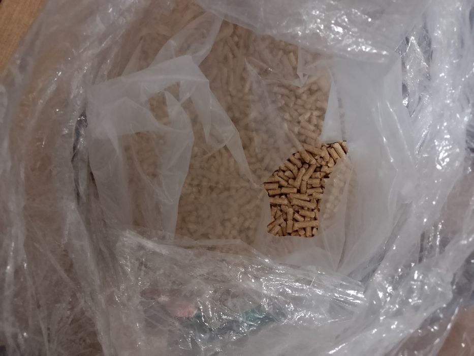 Żwirek silikonowy 3 x 3,8l + pellet drewniany 8kg - dla kota, gryzoni