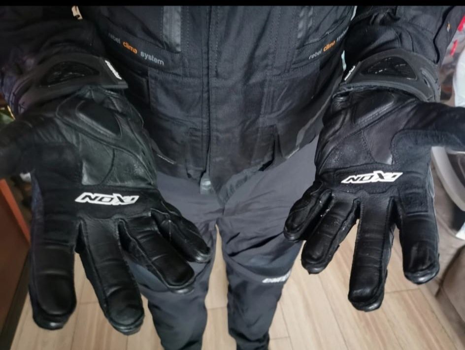 Strój motocyklowy, rebel horn, dainese, ixon