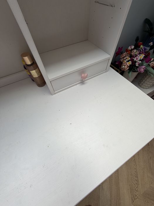 Biurko z nadstawką Ikea Hemnes stan dobry. Rezerwacja