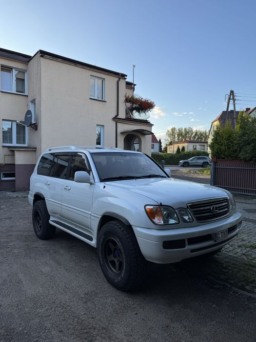 Lexus LX470 Toyota Land Cruiser 100