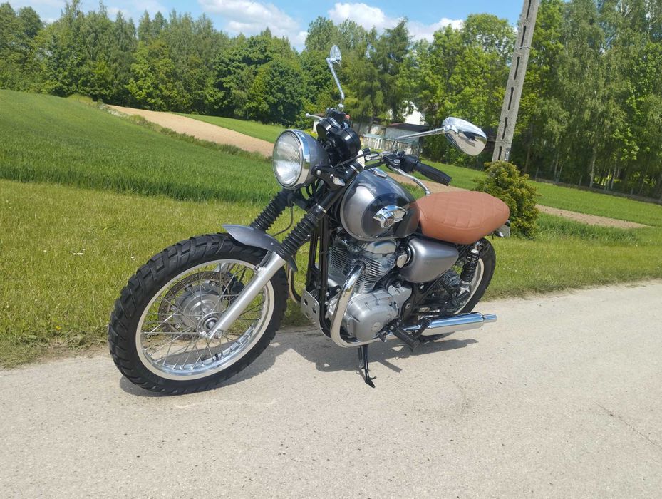 Kawasaki w800 Cafe racer scrambler A2 Bonneville Vulcan Virago