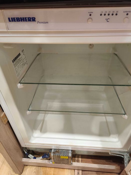 Продам морозильну камеру Liebherr