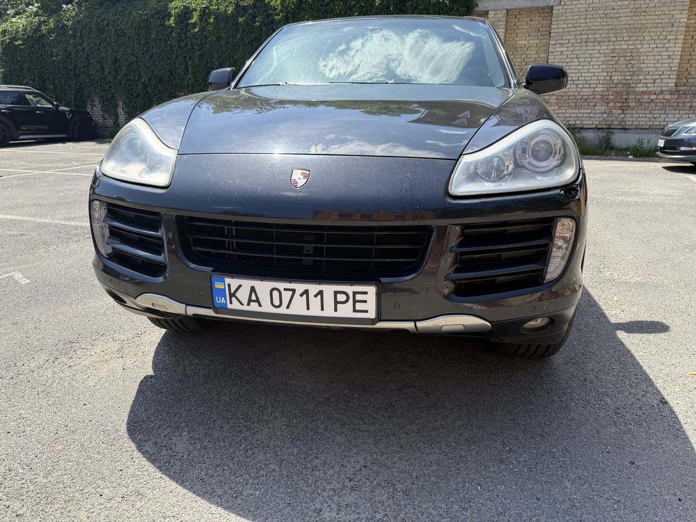 Porsche cayenne 957 GTS