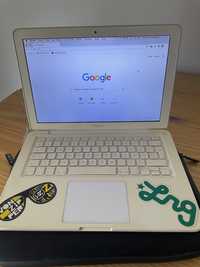 Macbook white mid 2010 2,4 ghz