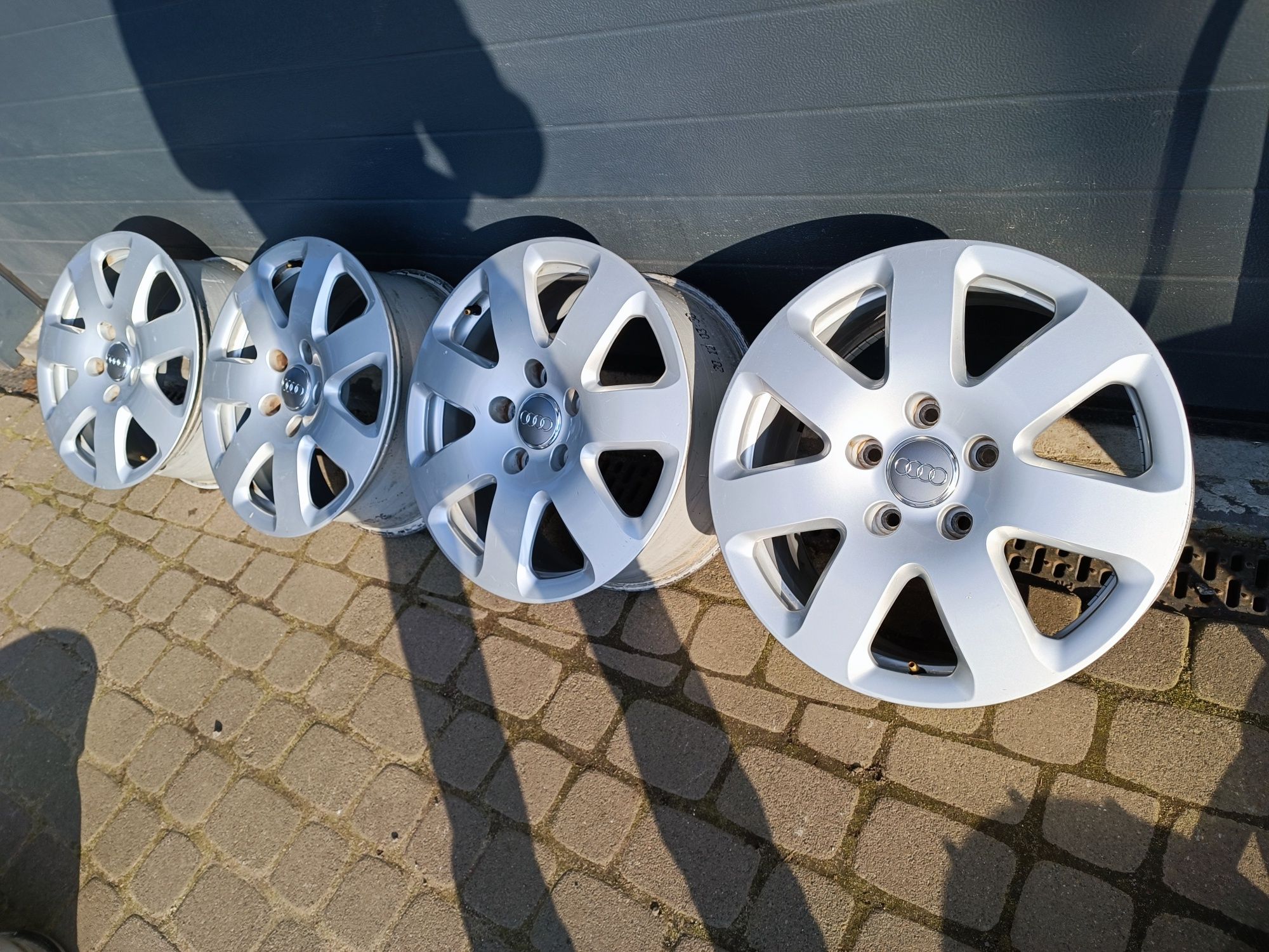 Felgi alu Audi Q7 5x112 R18 J8 ET56