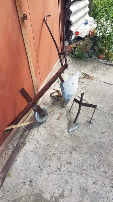 Плужок сільськогосподарський