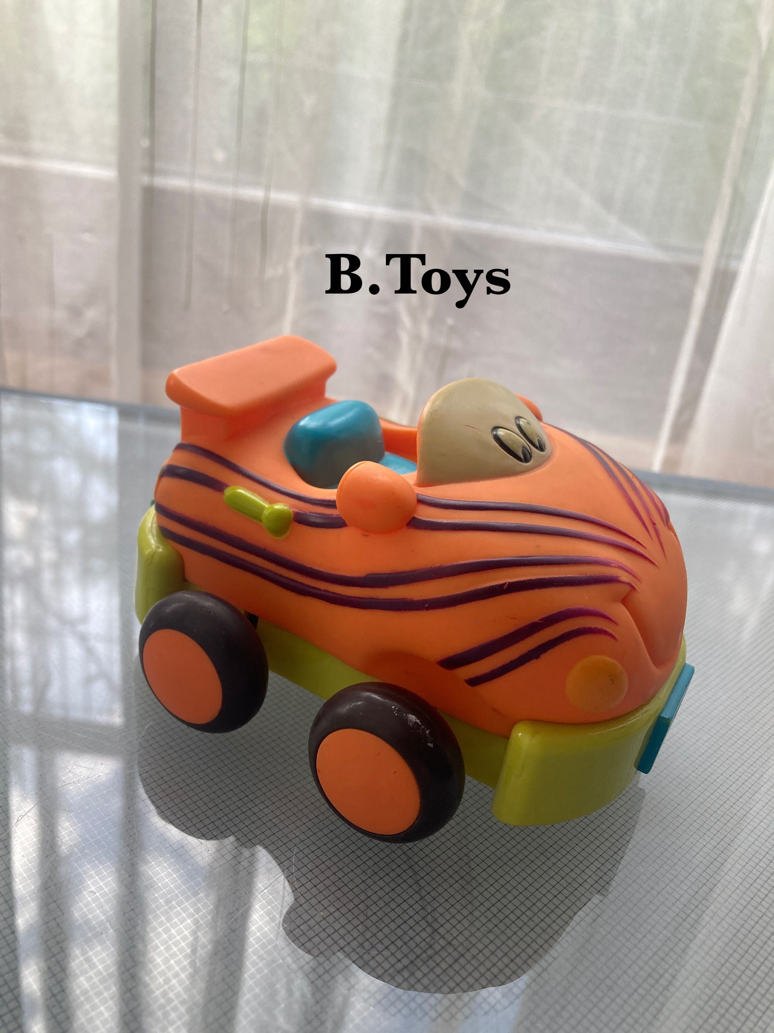 Autko B.toys Wheeee-ls! napęd pull-back wyścigówka
