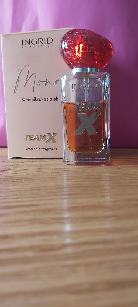 Perfumy Team X Moniki Kociołek