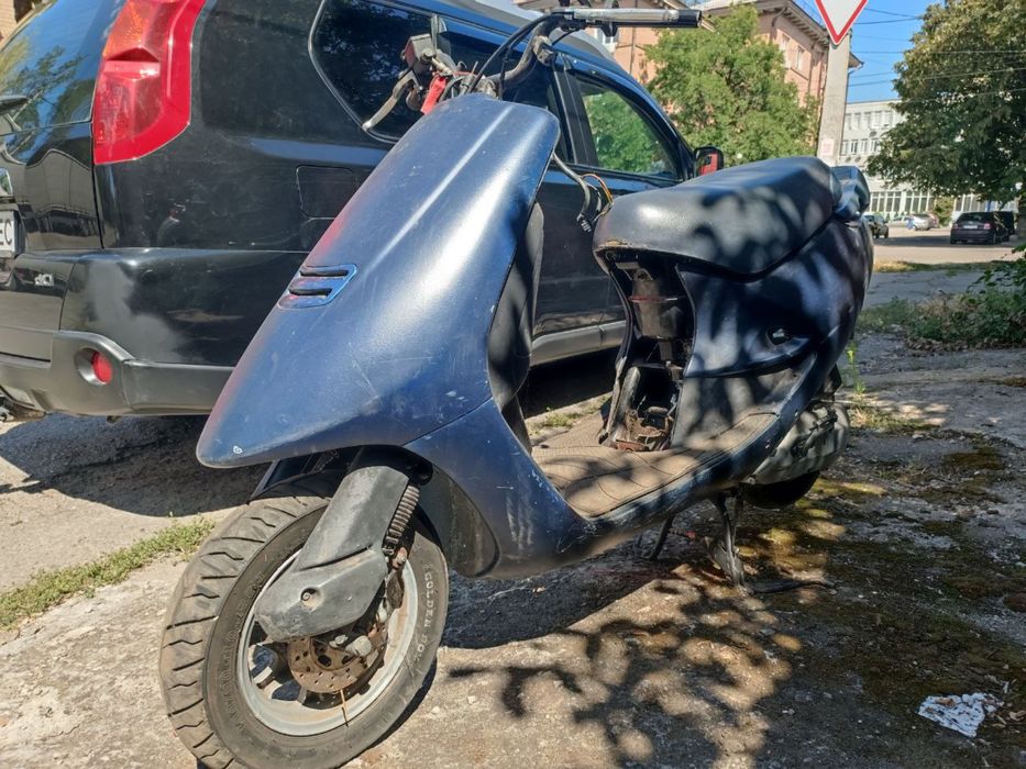 Продам мопед aprillia amico