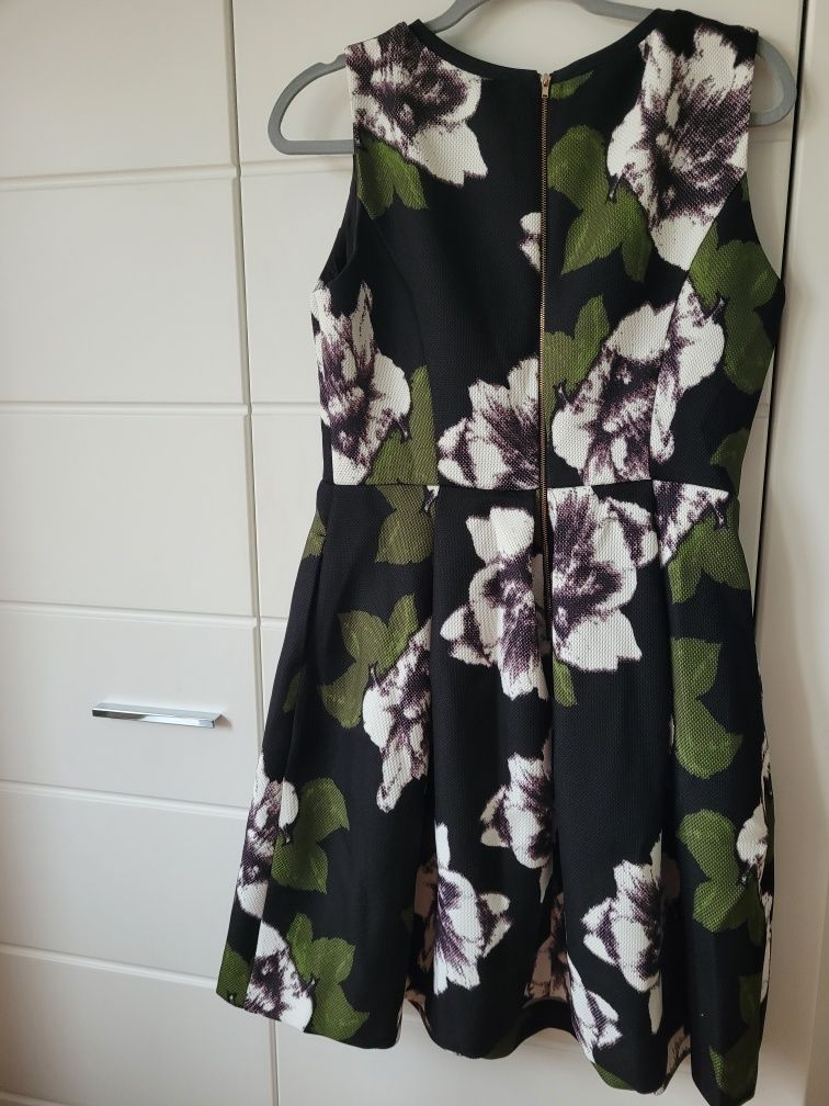 Nowa sukienka Solar r.40