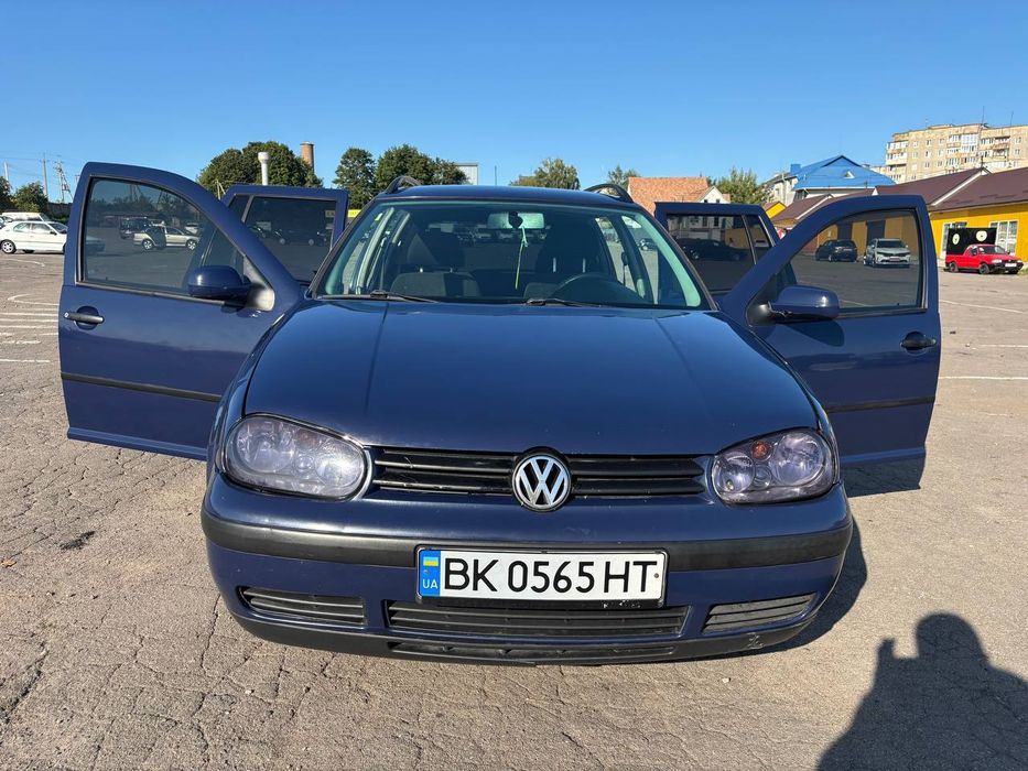 Volkswagen Golf lV
1999 рік
1.9 sdi Дизель
Коробка механіка 5 ст
Авто